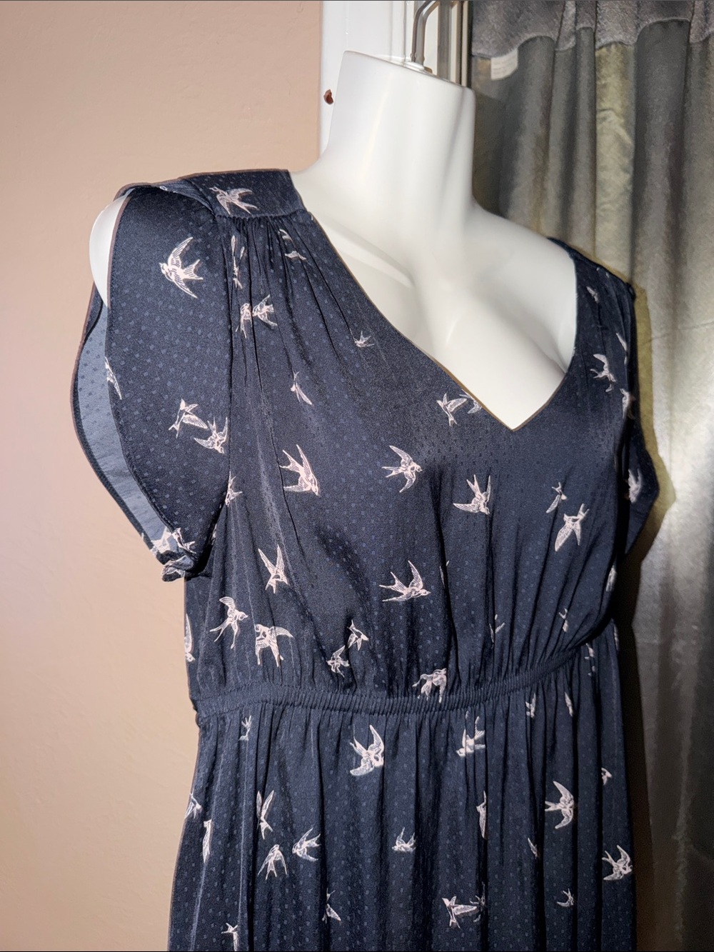 Women's Navy V-Neck Bird Swallow Y2K Print Dress H&M size medium - Picture 2 of 6